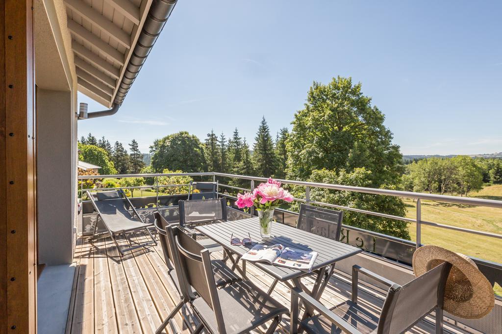 Logis Hotel Le Relais Du Bois Vialotte Le Chambon-sur-Lignon Exteriör bild